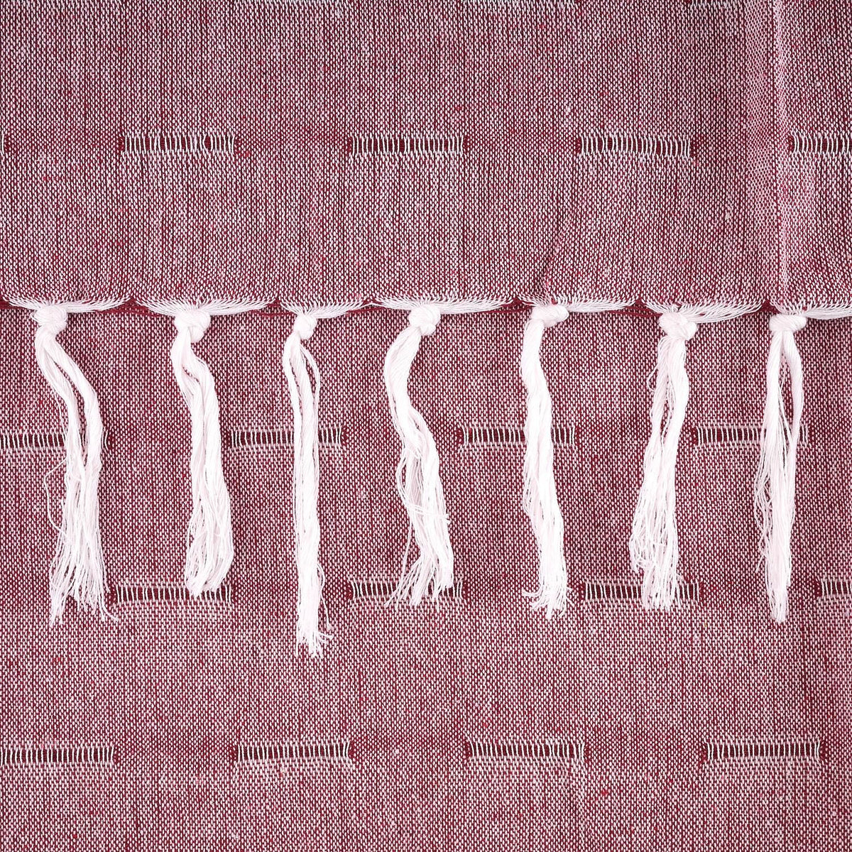 מפת שולחן בורדו עם פרנזים