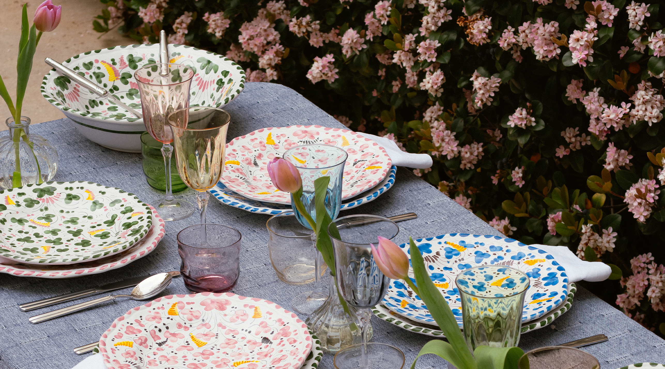 שולחן עם אופי