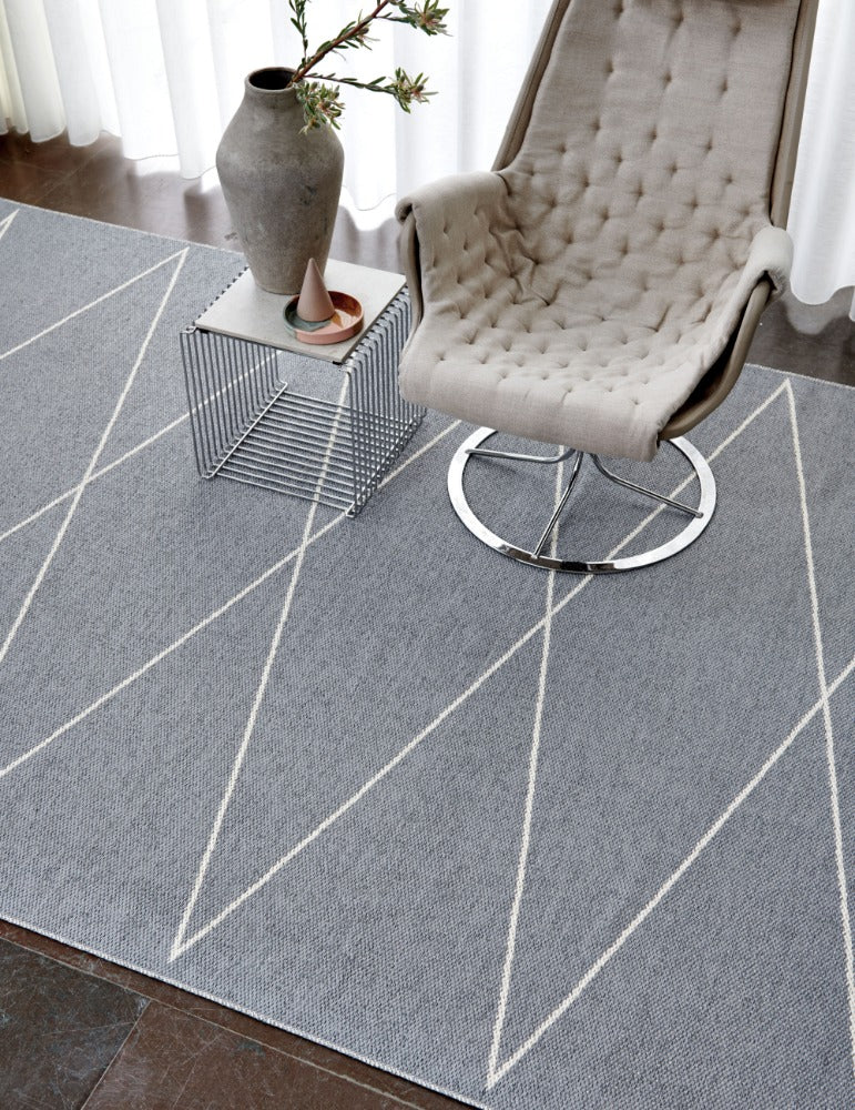 Grey Diagonal Loom Rug 70x240cm