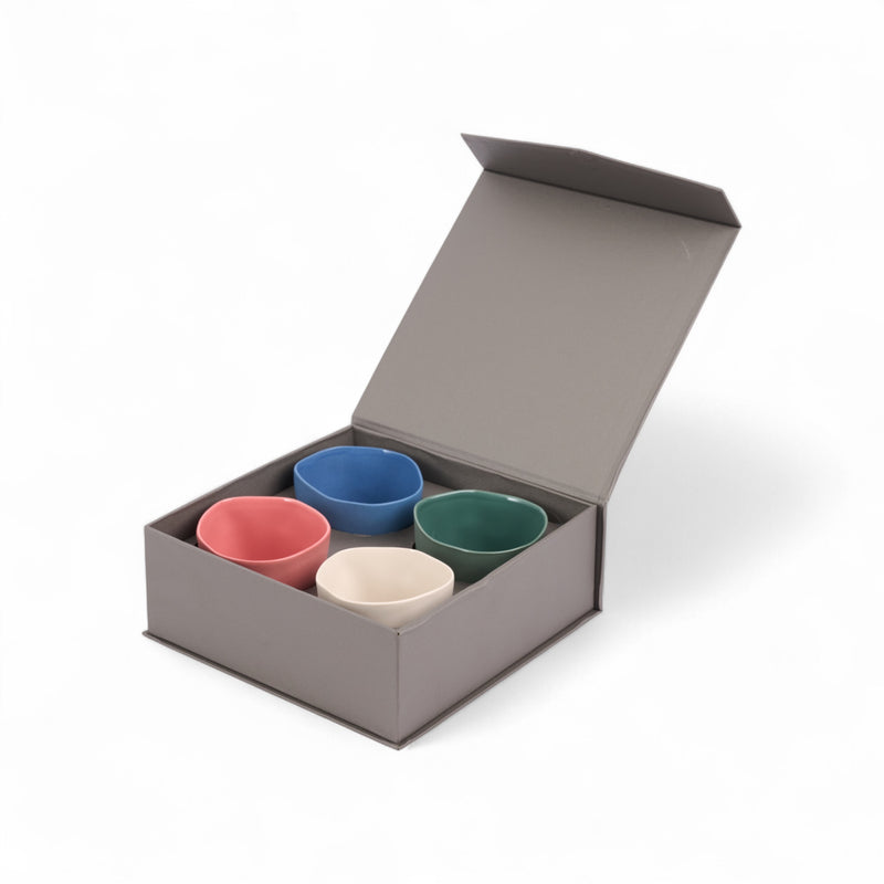 קנקנן תה חרסינה אורגנית של 4 - צבעוני