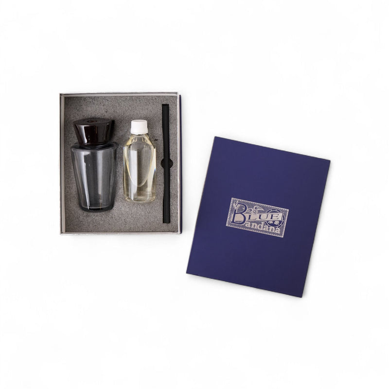 Grey Smoke diffuser with Santal Scent