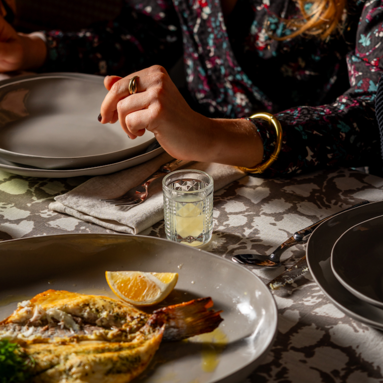 Sake Yuzu TSURU UME Set with 4 Shot Glasses